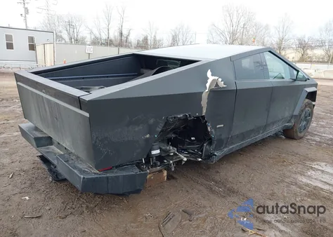 2025 Tesla Cybertruck All-Wheel Drive from USA, damaged, VIN 7G2CEHED7SA067895